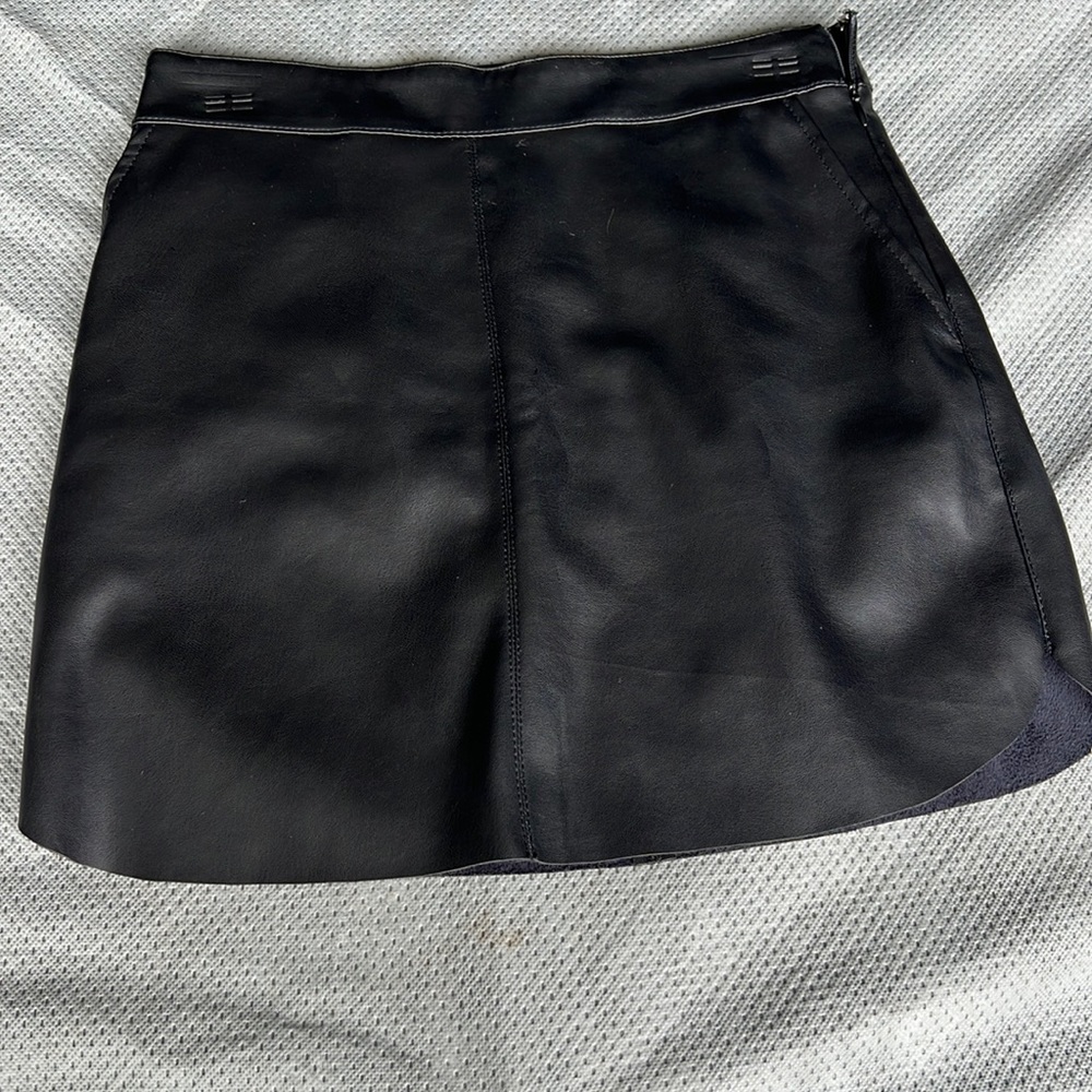 Women’s Forever 21 Leather Skirt Size S